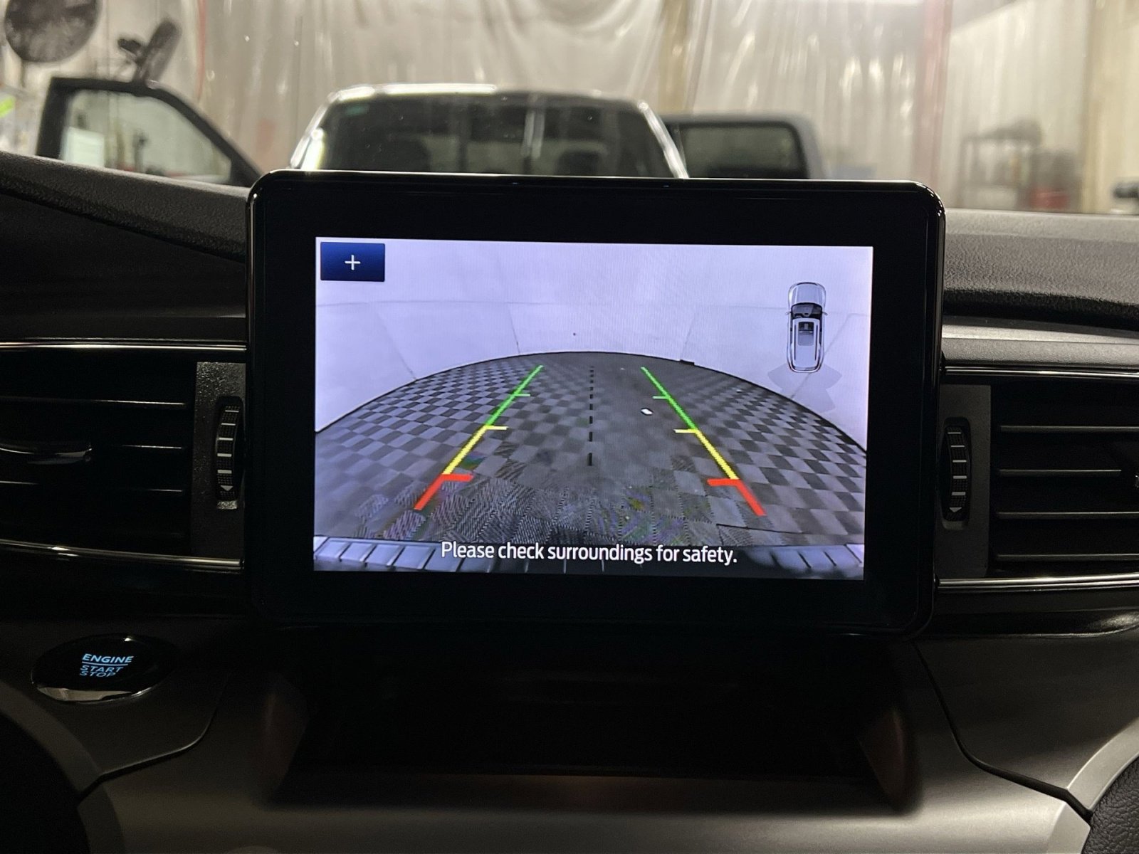 Used 2022 Ford Explorer XLT w/ Equipment Group 202A image 19