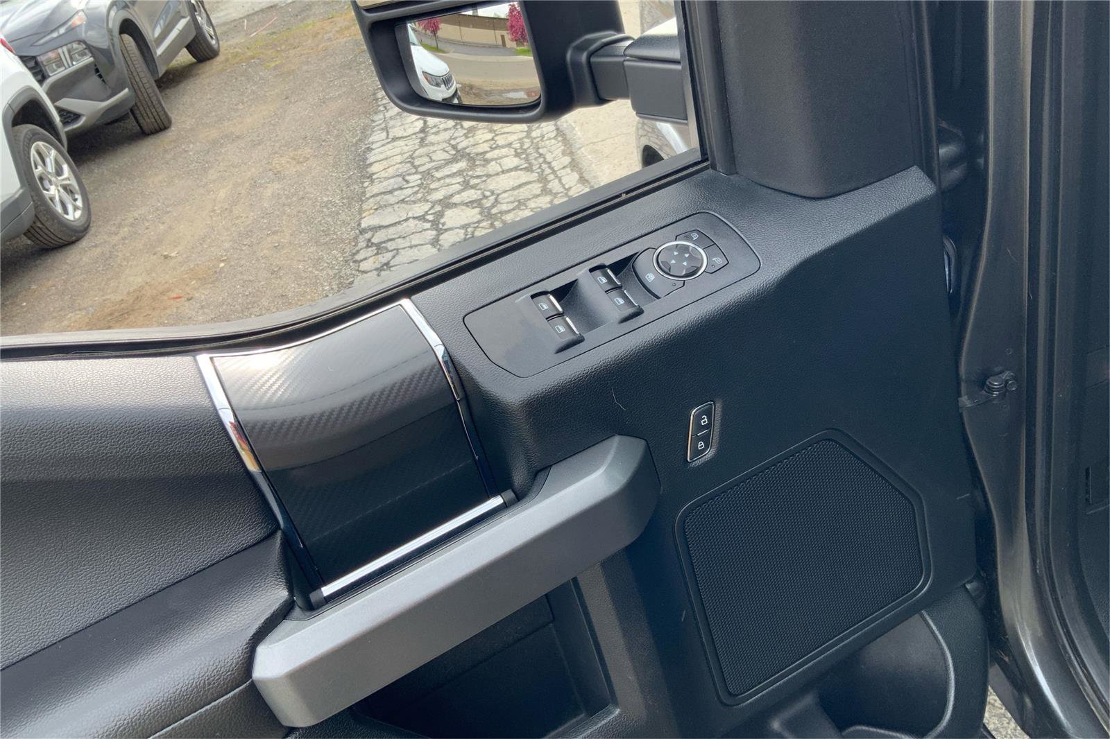 Used 2018 Ford F150 XLT w/ Equipment Group 302A Luxury AWD/4WD image 21