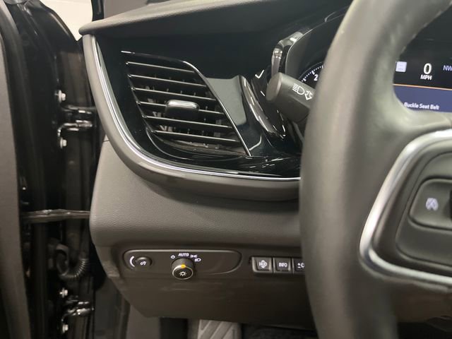 Used 2023 Buick Envision Avenir image 20