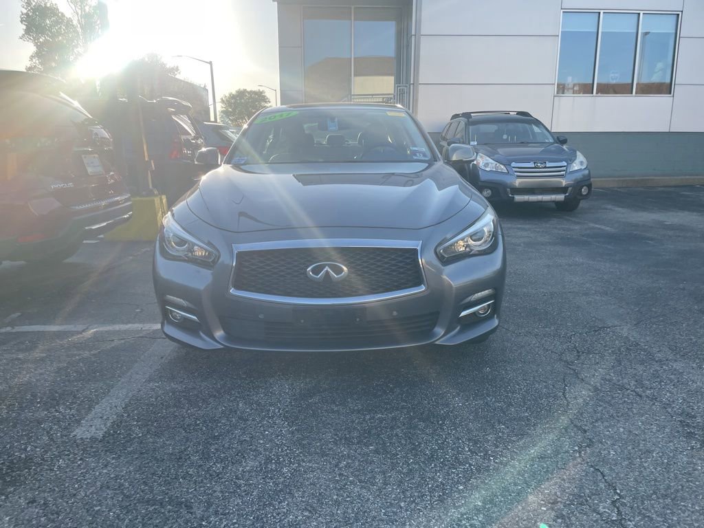 Used 2017 INFINITI Q50 3.0t Premium w/ Driver Assistance Package AWD/4WD image 2