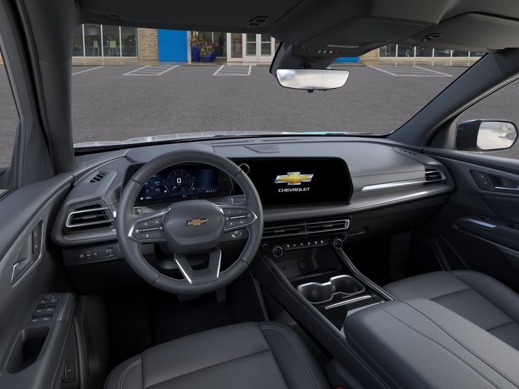 New 2027 Chevrolet Traverse LT w/ Driver Confidence Package FWD image 15