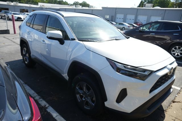 Used 2024 Toyota RAV4 XLE w/ Convenience Package AWD/4WD image 14