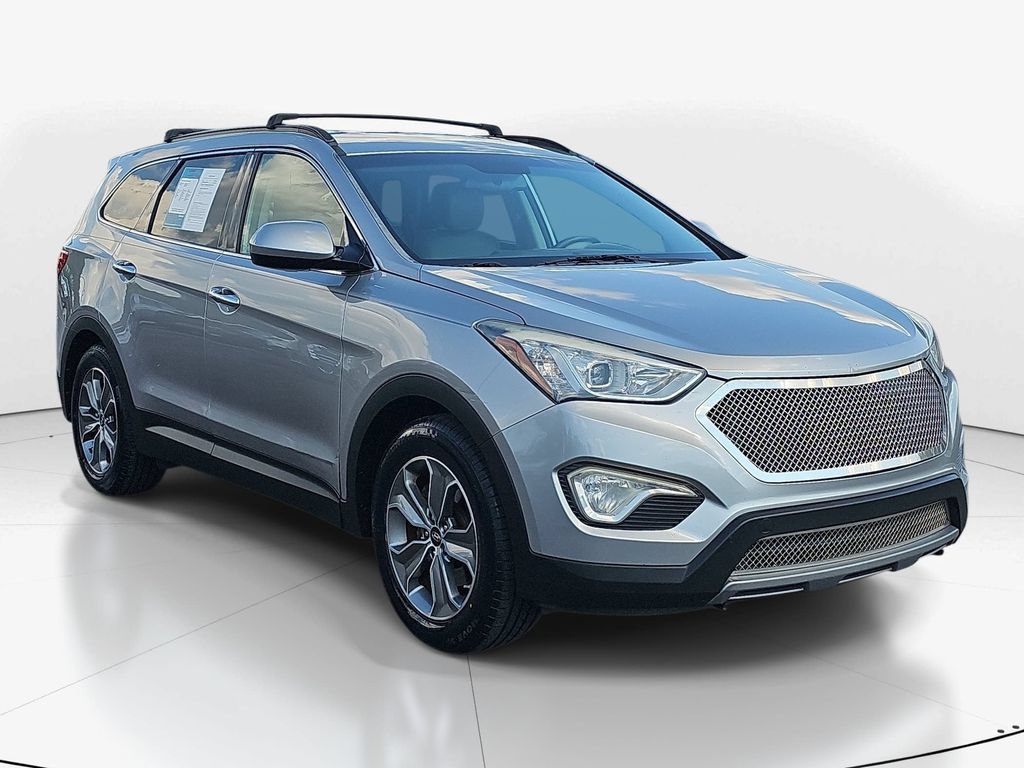 Used 2014 Hyundai Santa Fe GLS FWD image 3