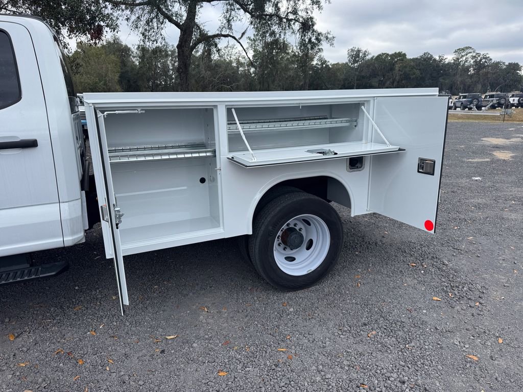 New 2025 Ford F450 XLT w/ XLT Value Package image 26