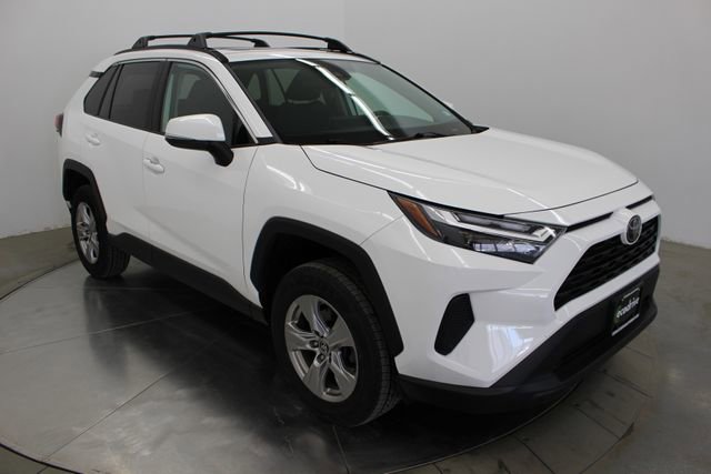 Used 2023 Toyota RAV4 XLE w/ Convenience Package image 57