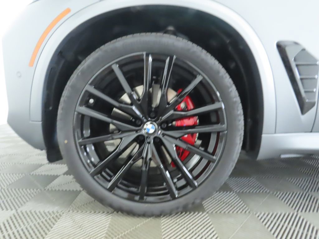 New 2026 BMW X5 xDrive40i w/ Executive Package image 31