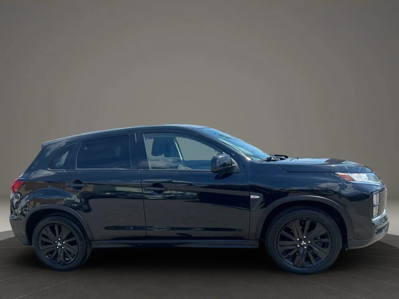 Used 2021 Mitsubishi Outlander Sport ES image 4