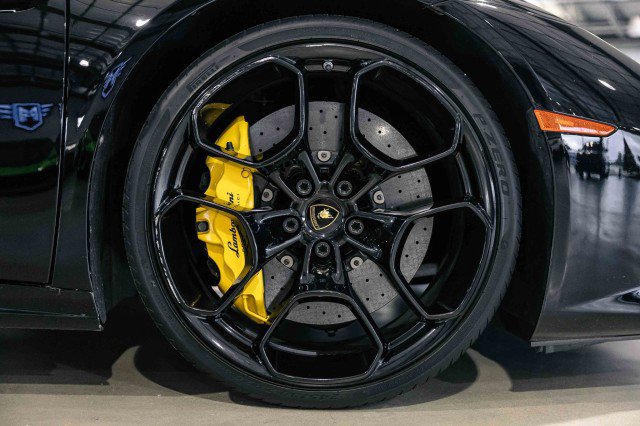 Used 2015 Lamborghini Huracan LP 610-4 image 27