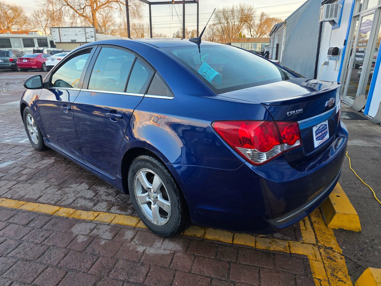 Used 2012 Chevrolet Cruze LT w/ RS Package FWD image 7