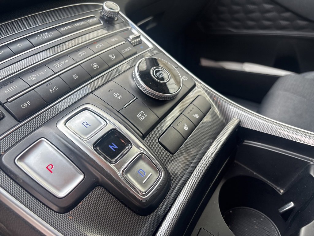 Used 2023 Hyundai Santa Fe SEL image 18