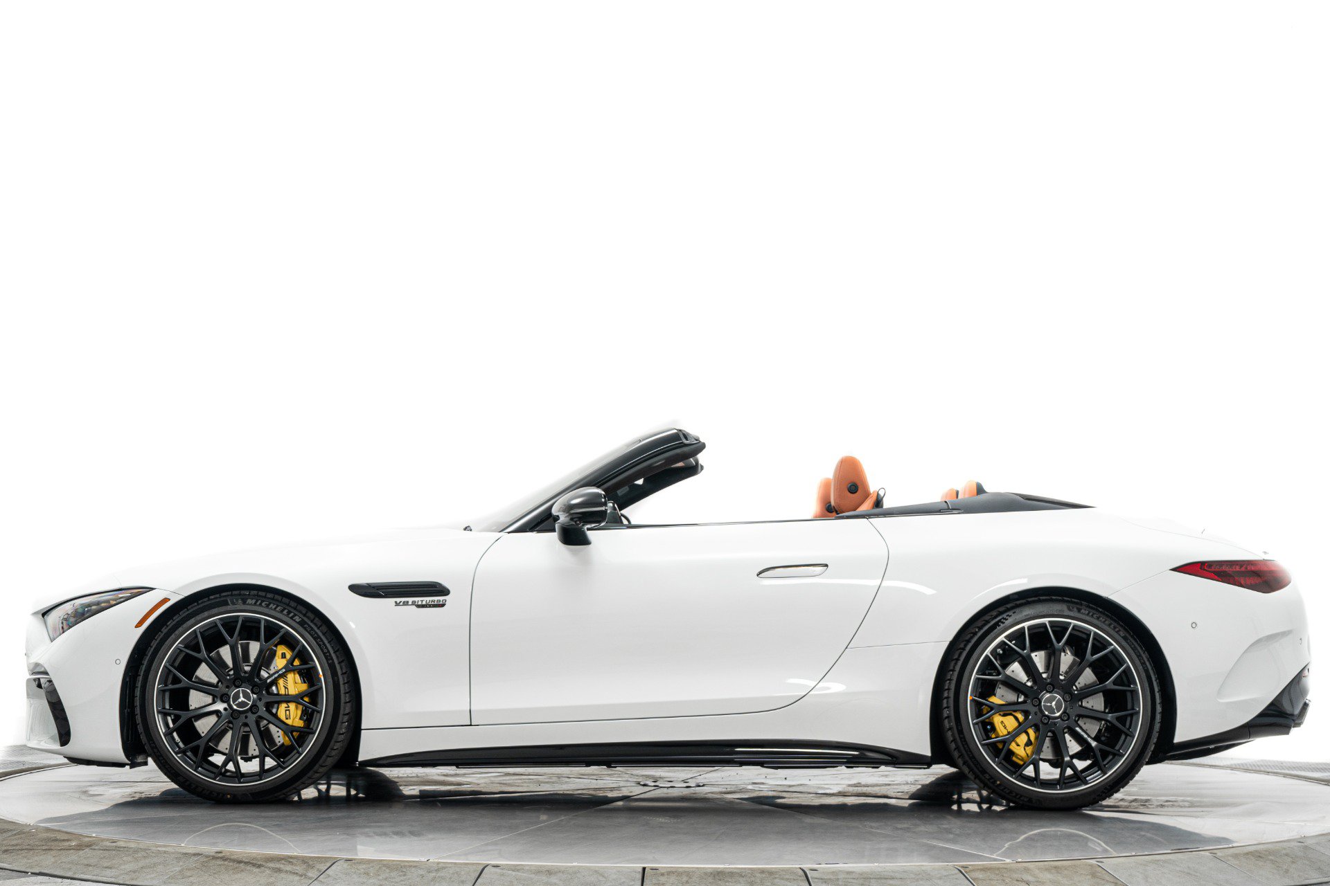 Used 2026 Mercedes-Benz SL 55 AMG 4MATIC image 6