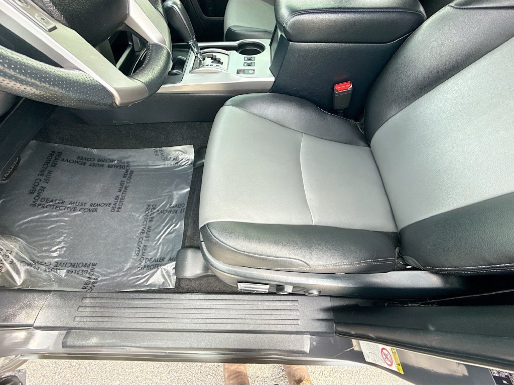 Used 2024 Toyota 4Runner SR5 Premium w/ Moonroof Package RWD image 19