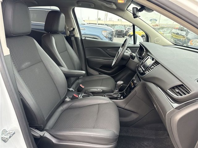 Certified 2022 Buick Encore Preferred w/ Safety Package image 28