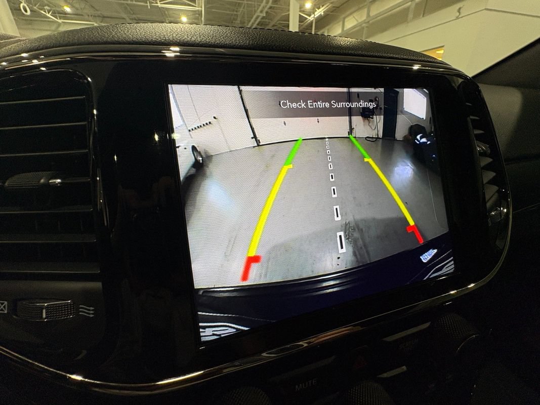 Used 2020 Jeep Grand Cherokee High Altitude AWD/4WD image 26