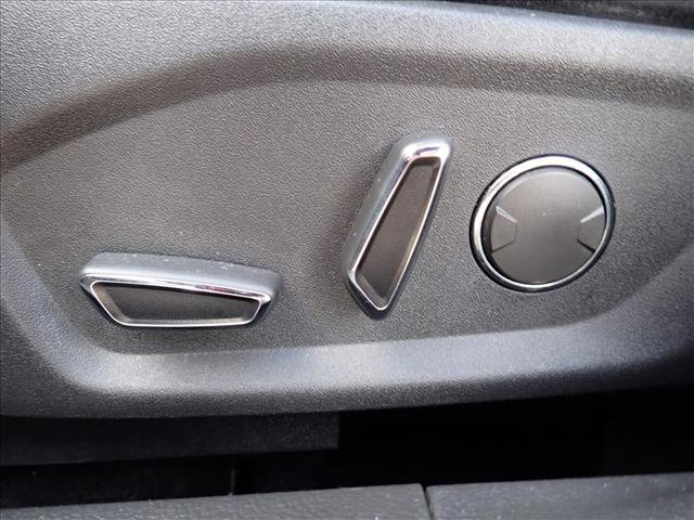 Used 2014 Ford Fusion SE FWD image 9