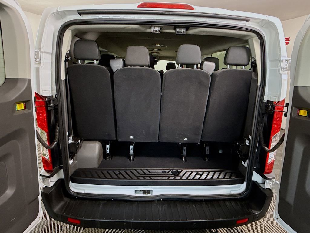 Used 2023 Ford Transit 350 XLT image 26