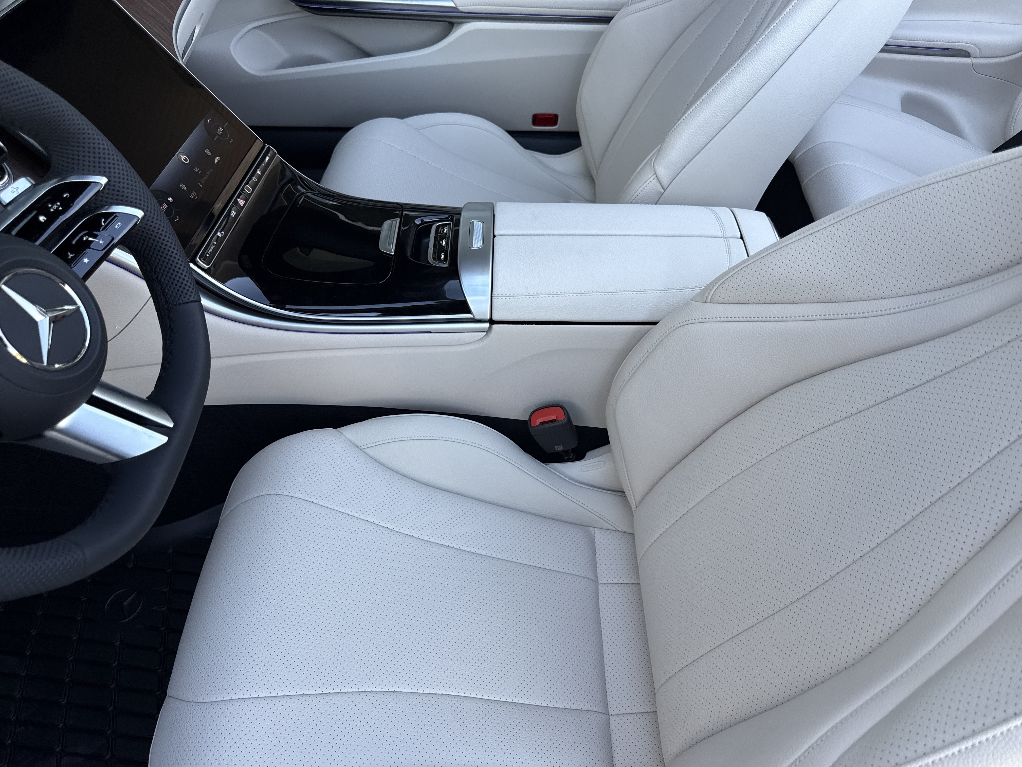 New 2027 Mercedes-Benz CLE 300 4MATIC Cabriolet image 21