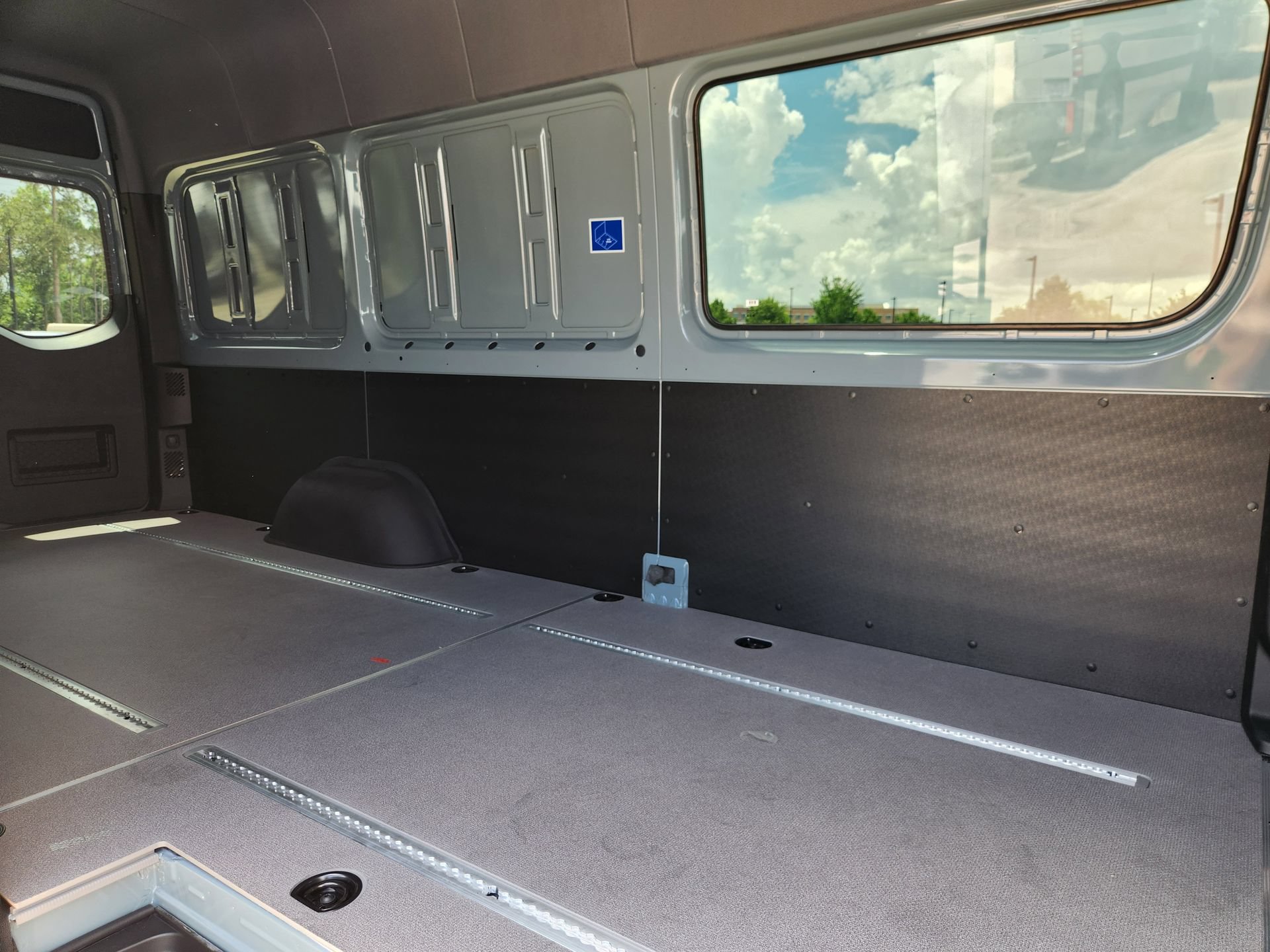 New 2026 Mercedes-Benz Sprinter 2500 image 21