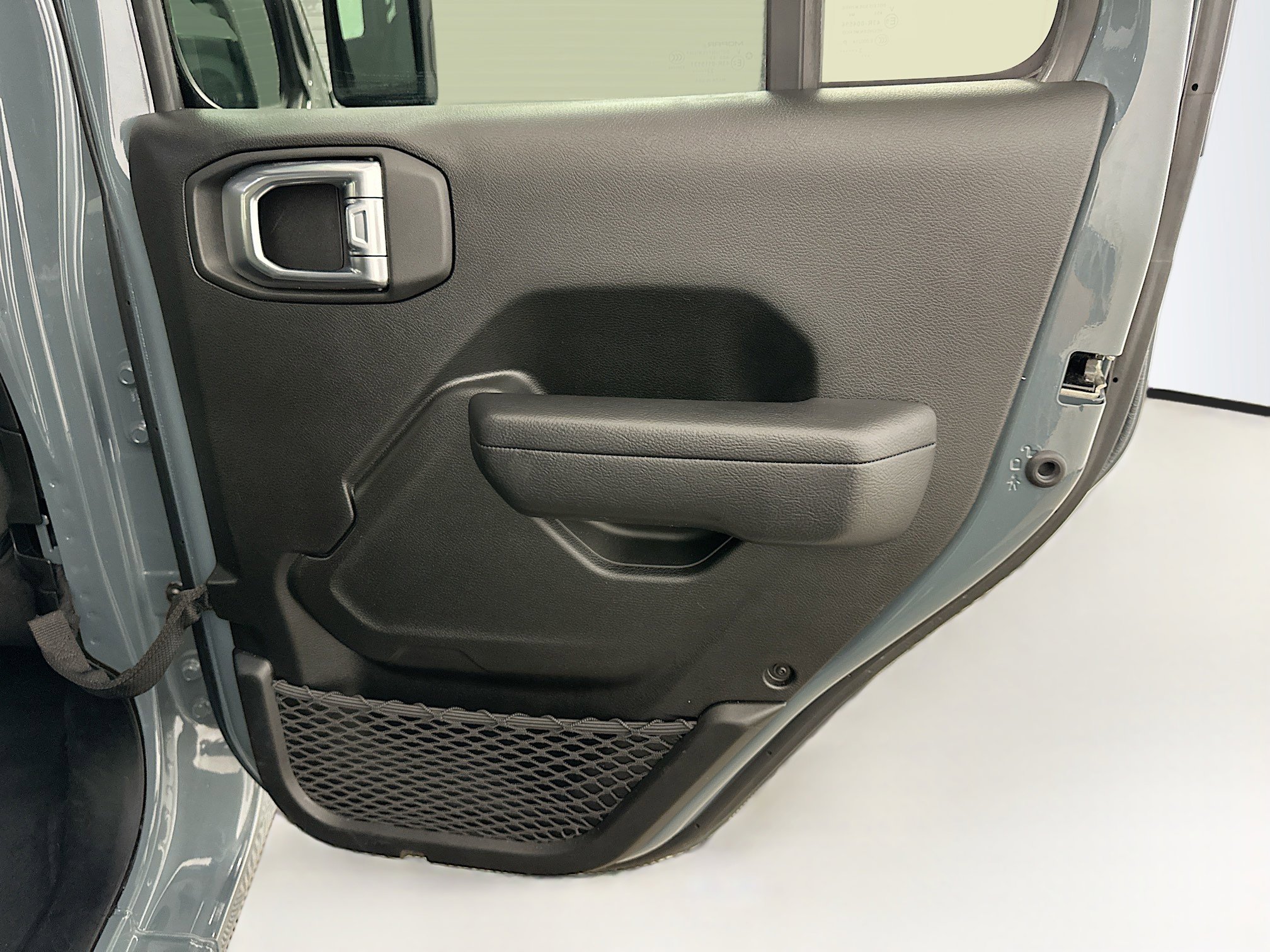 Used 2024 Jeep Wrangler Unlimited w/ Convenience Group AWD/4WD image 30