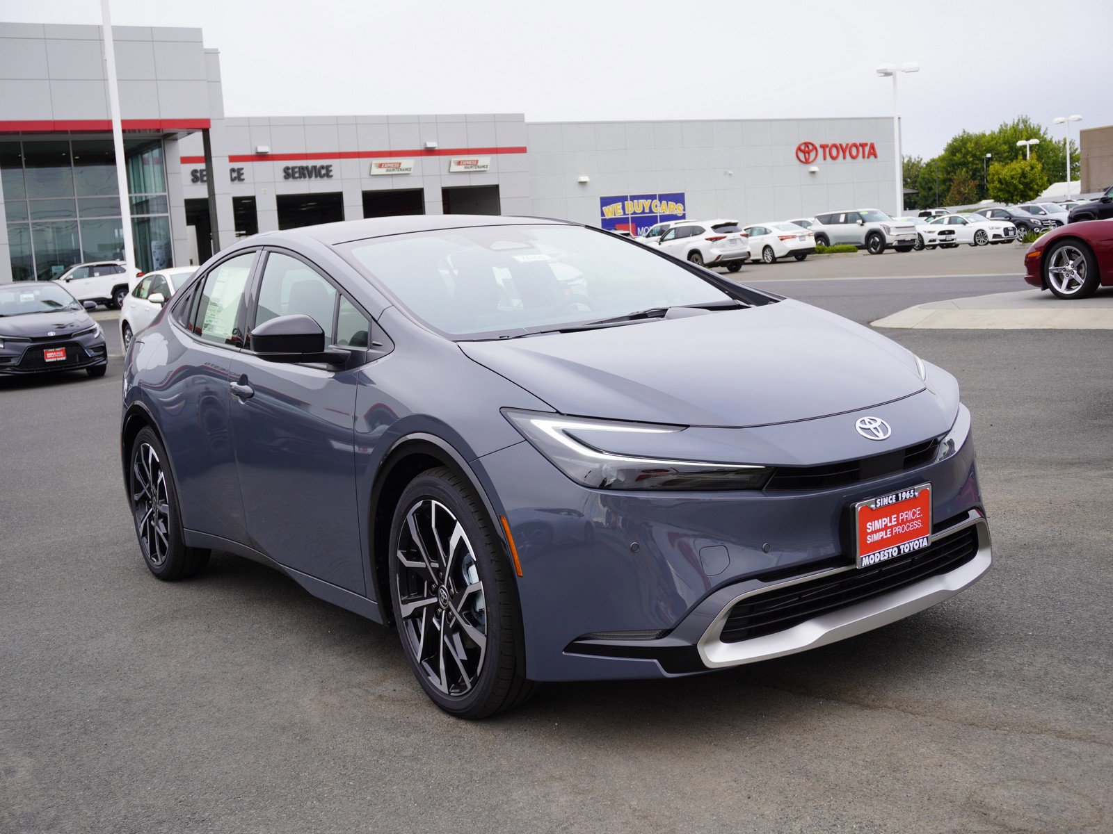 New 2026 Toyota Prius Plug-In Hybrid image 1