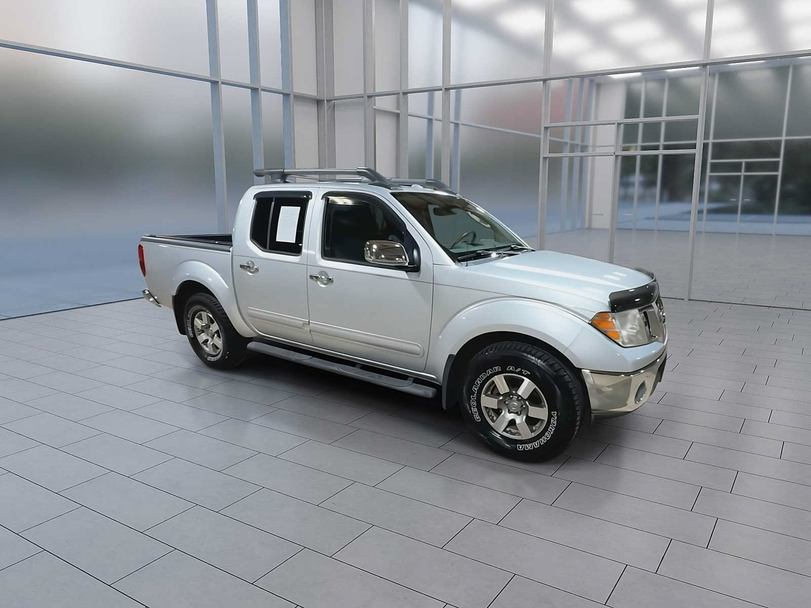 Used 2010 Nissan Frontier LE w/ LE Value Truck Pkg AWD/4WD image 2