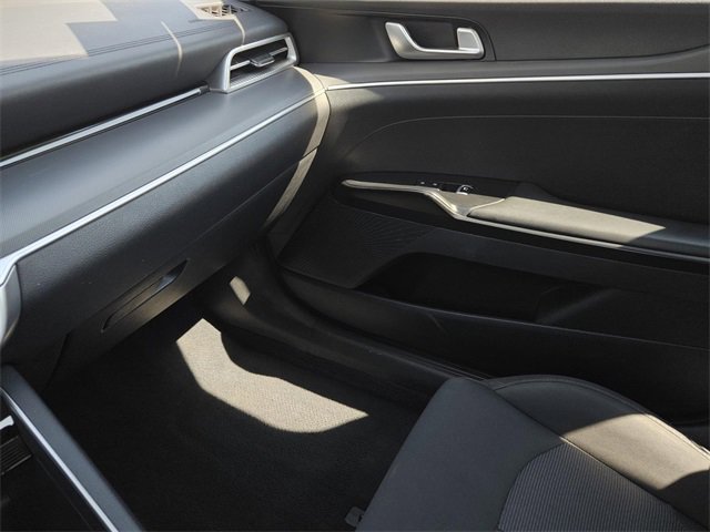 Used 2022 Kia K5 LXS image 28