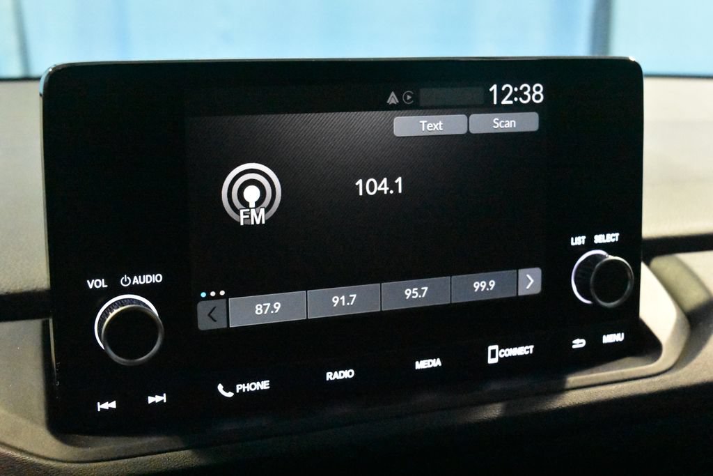Used 2023 Honda Accord EX image 10