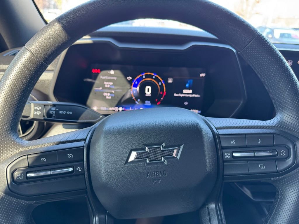 Used 2024 Chevrolet Colorado Trail Boss w/ Technology Package image 13