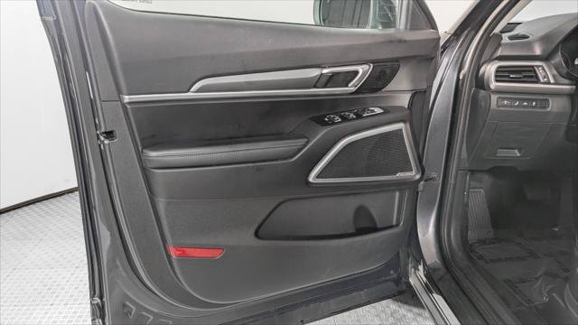 Used 2020 Kia Telluride LX FWD image 13