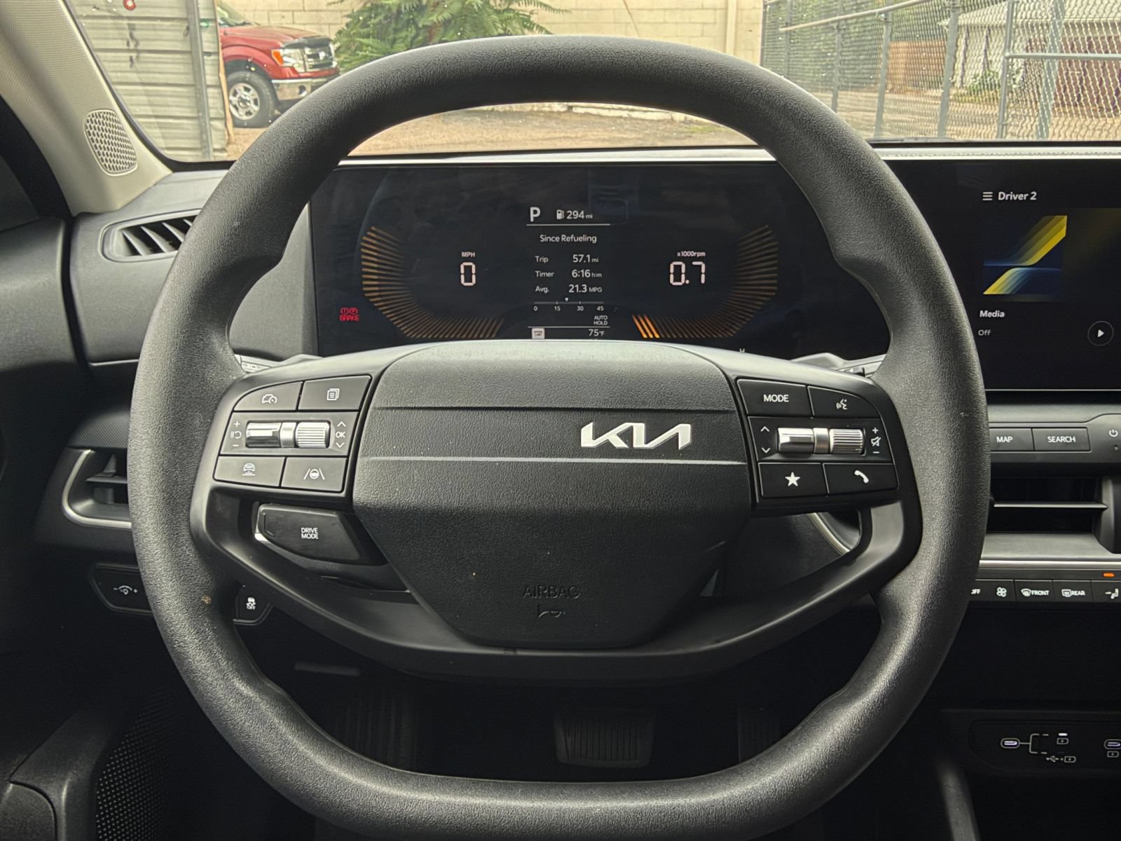 Used 2026 Kia K4 FWD image 25