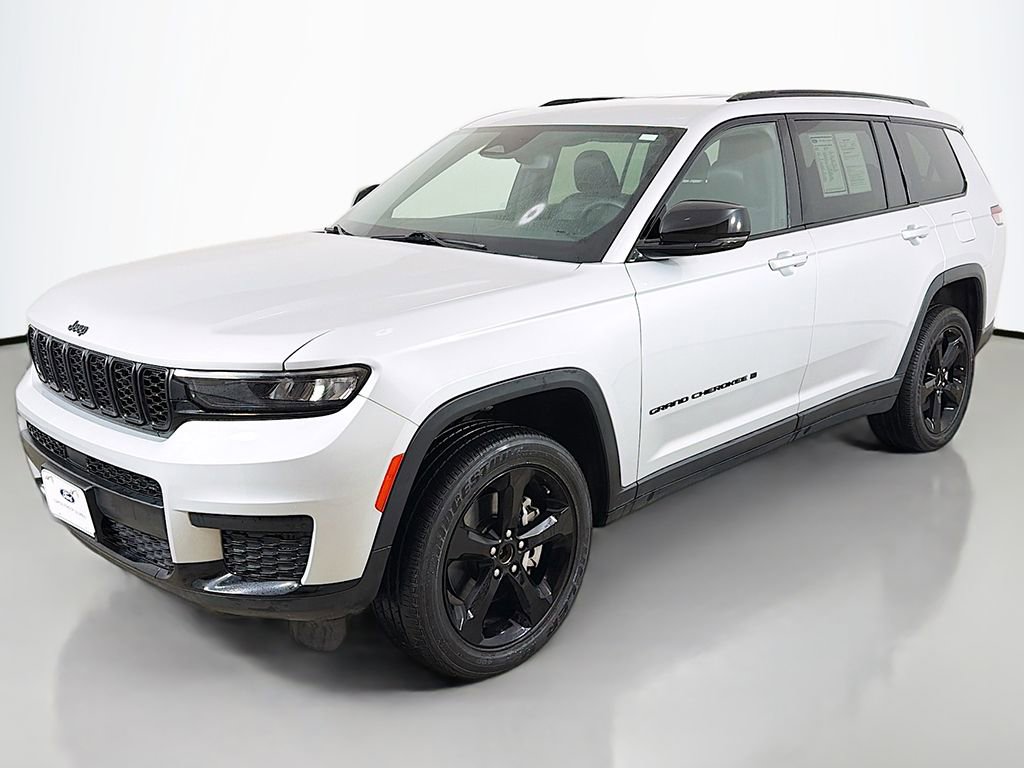 Used 2023 Jeep Grand Cherokee L Laredo image 8