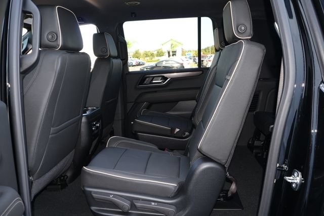 New 2026 GMC Yukon XL Elevation AWD/4WD image 17