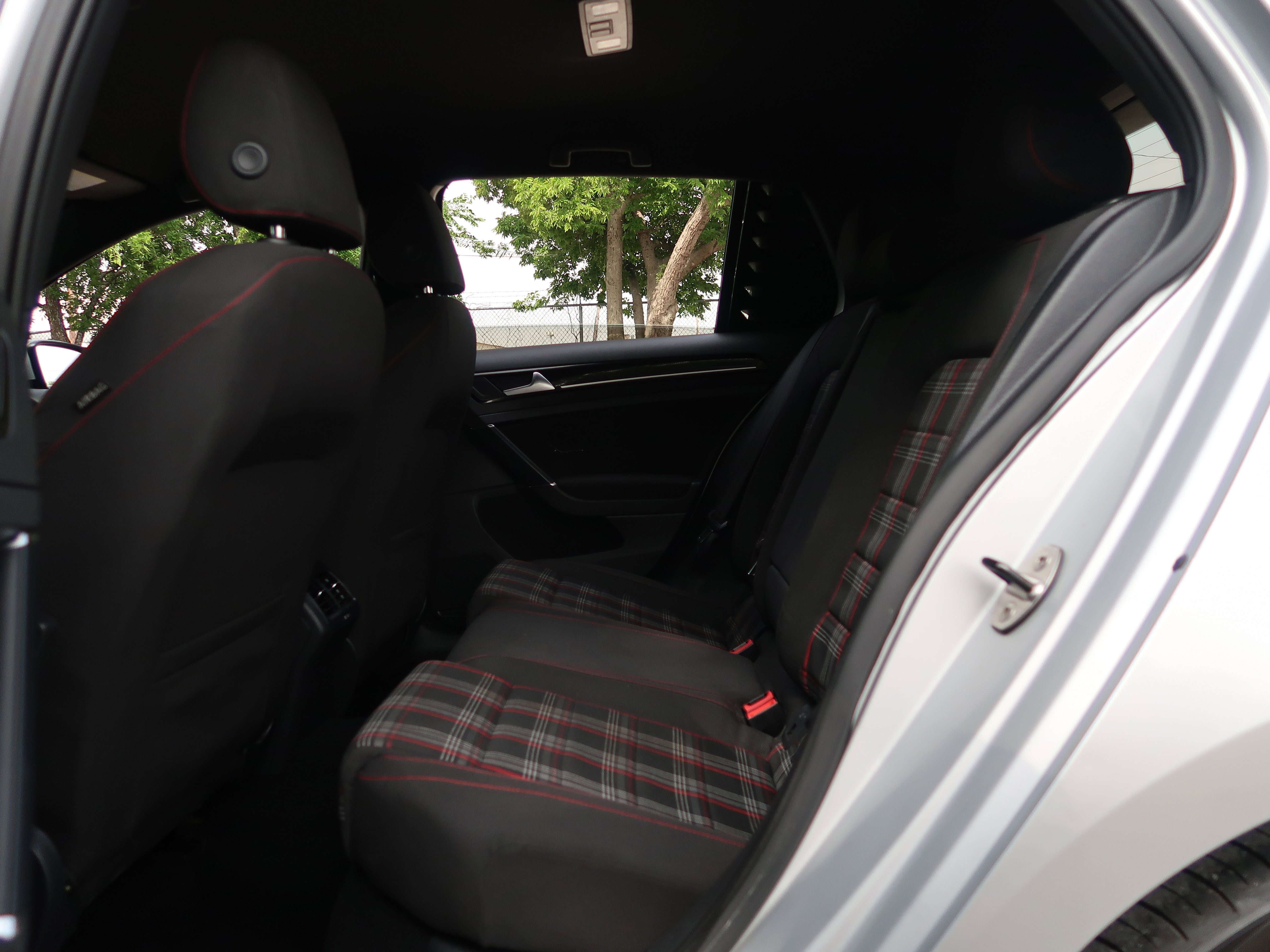 Used 2015 Volkswagen GTI S FWD image 30