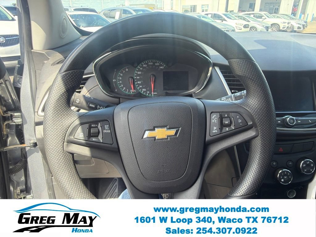 Used 2020 Chevrolet Trax LS w/ Tint and Cruise Package FWD image 11