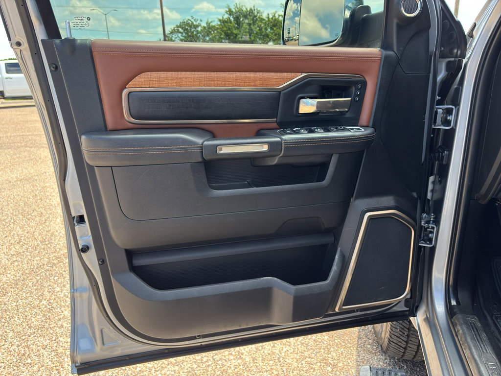 Used 2021 RAM 2500 Limited AWD/4WD image 13