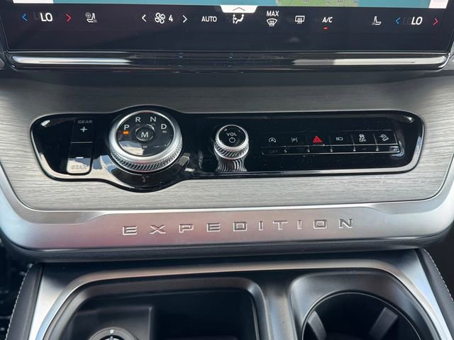 New 2026 Ford Expedition Max Platinum w/ Driver's Package AWD/4WD image 26