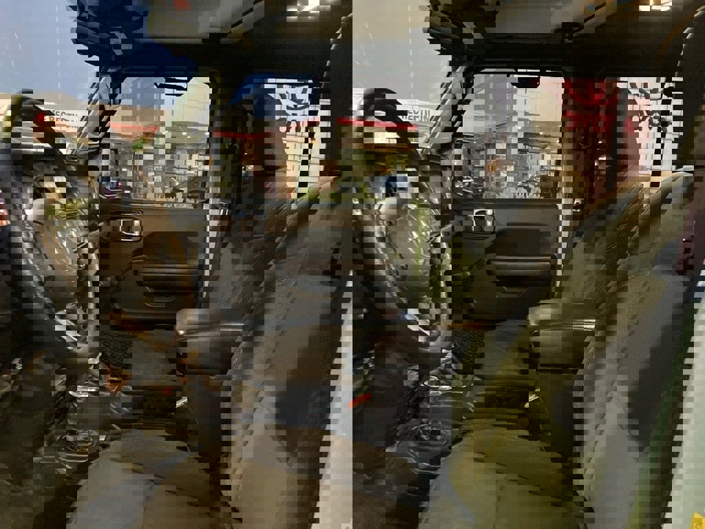 Used 2023 Jeep Gladiator Sport w/ Off Road Group image 10