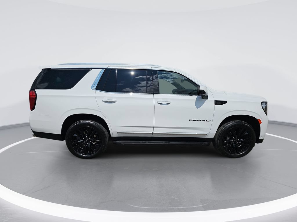Used 2024 GMC Yukon Denali w/ Advanced Technology Package AWD/4WD image 2