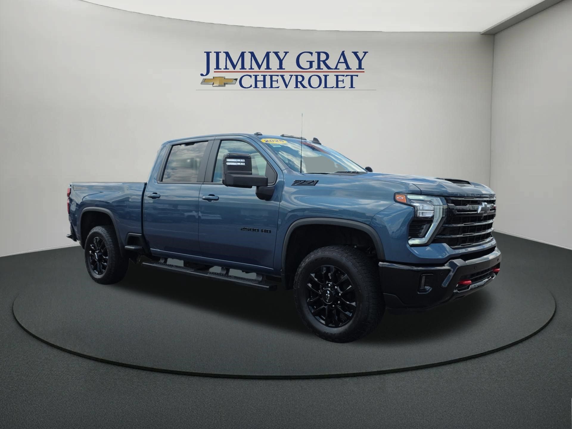 Used 2025 Chevrolet Silverado 2500 LT w/ Trail Boss Package AWD/4WD image 7