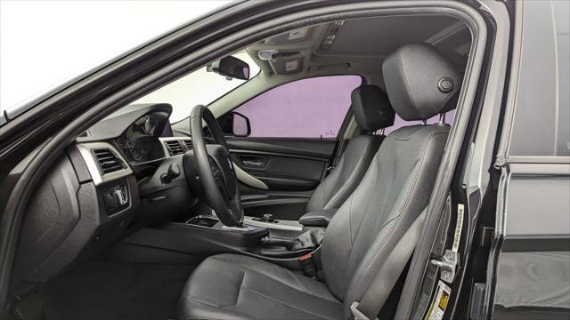 Used 2018 BMW 320i Sedan image 14