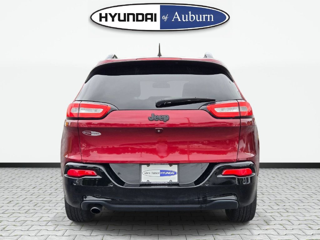 Used 2018 Jeep Cherokee Latitude FWD image 6