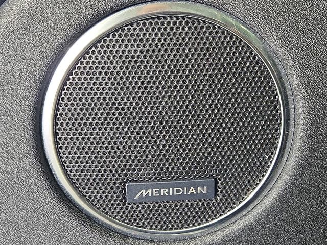 Used 2024 Land Rover Discovery Sport S image 27