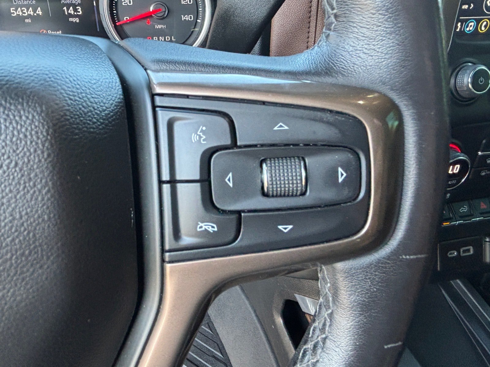Used 2022 Chevrolet Silverado 2500 High Country w/ Z71 Off-Road Package AWD/4WD image 23