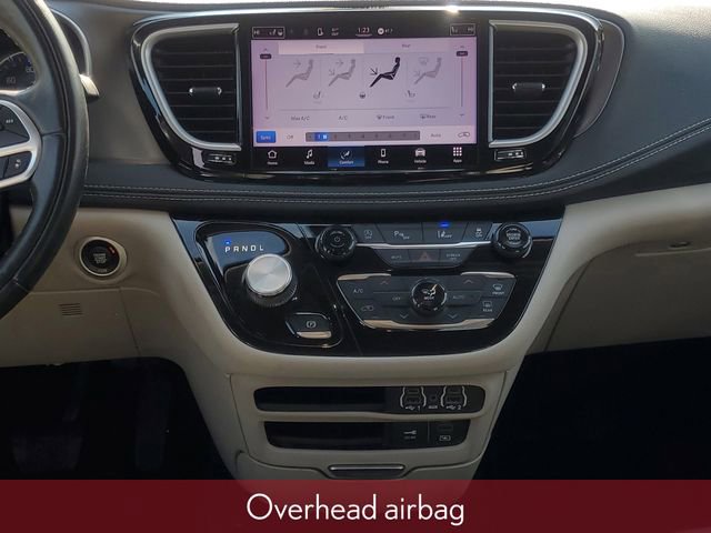 Used 2022 Chrysler Pacifica Touring-L image 36