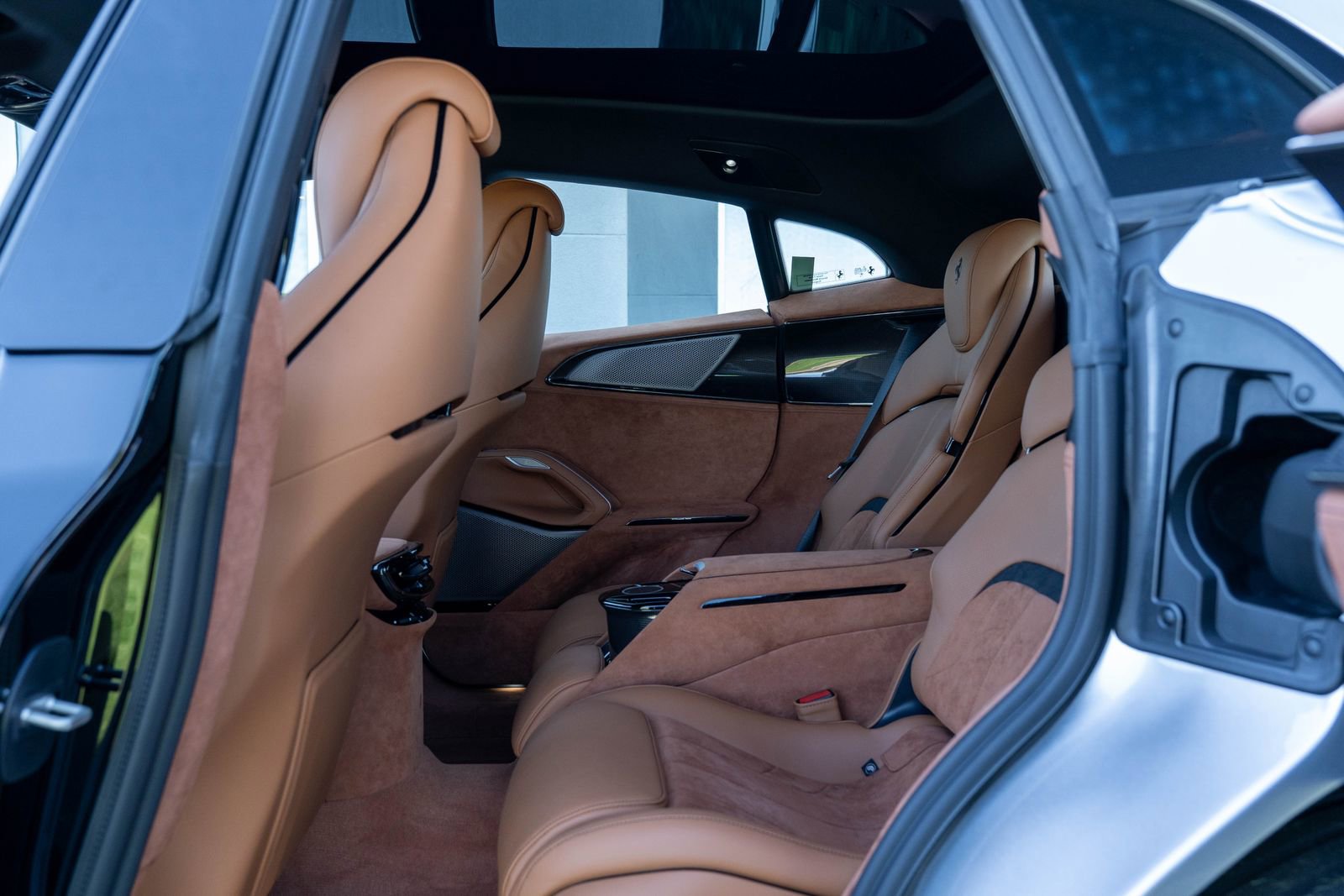 Certified 2025 Ferrari Purosangue image 46