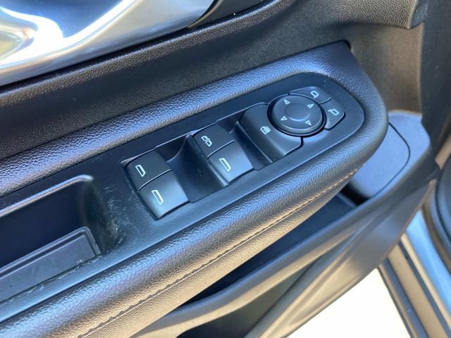 Used 2019 GMC Terrain SLE image 13