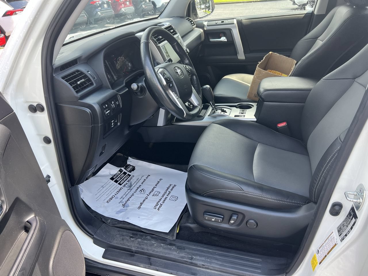 Used 2023 Toyota 4Runner SR5 Premium w/ Moonroof Package AWD/4WD image 16