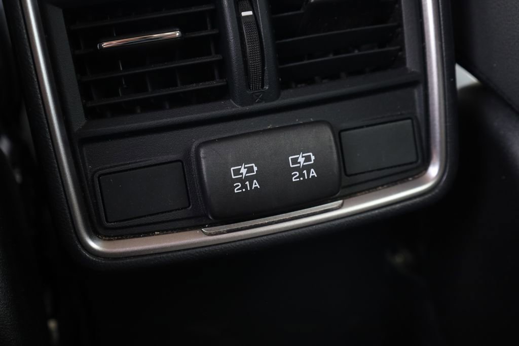 Used 2022 Subaru Forester Premium AWD/4WD image 22