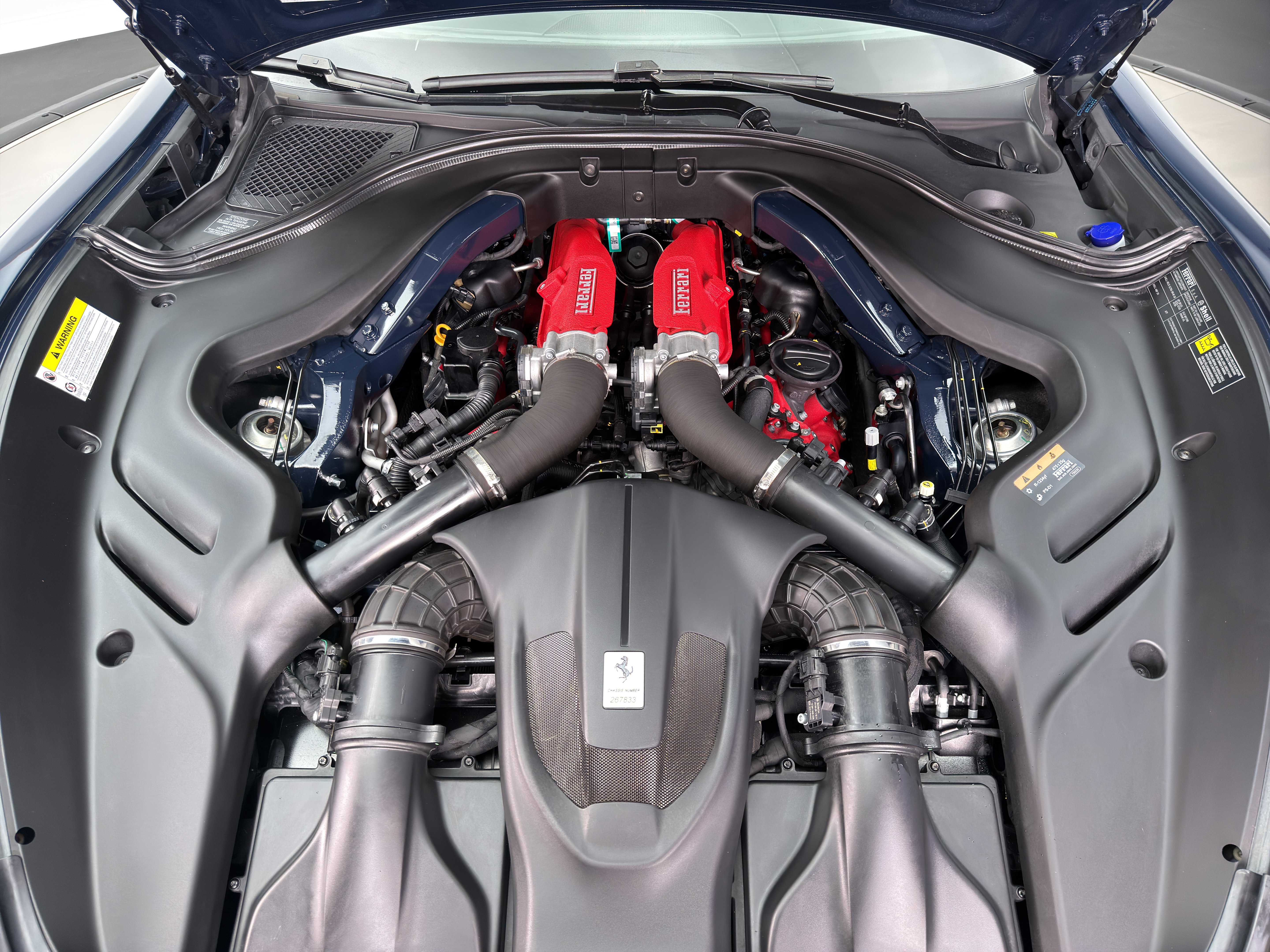Used 2021 Ferrari Roma RWD image 20