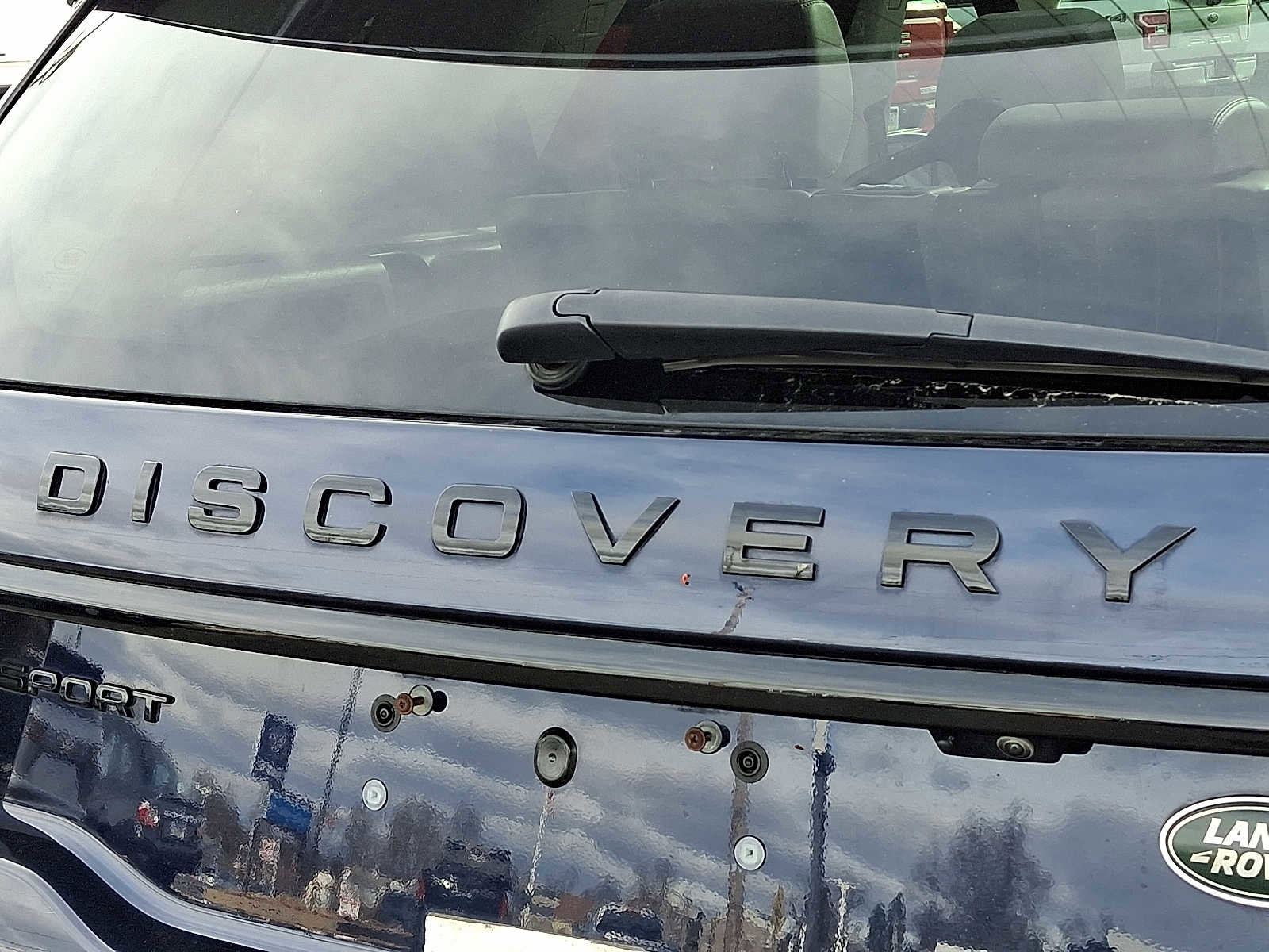 Used 2023 Land Rover Discovery Sport SE image 32